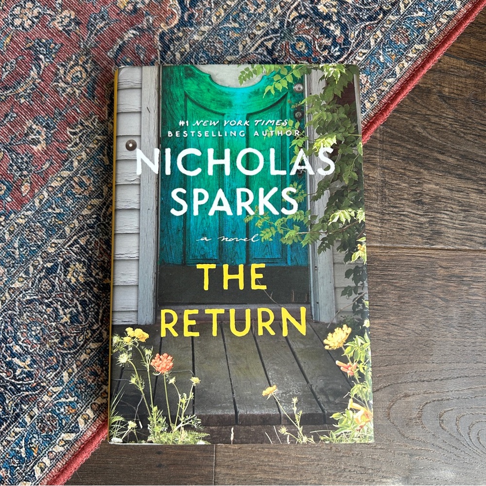 🔺SOLD🔺The Return by Nicholas Sparks Hardcover Book